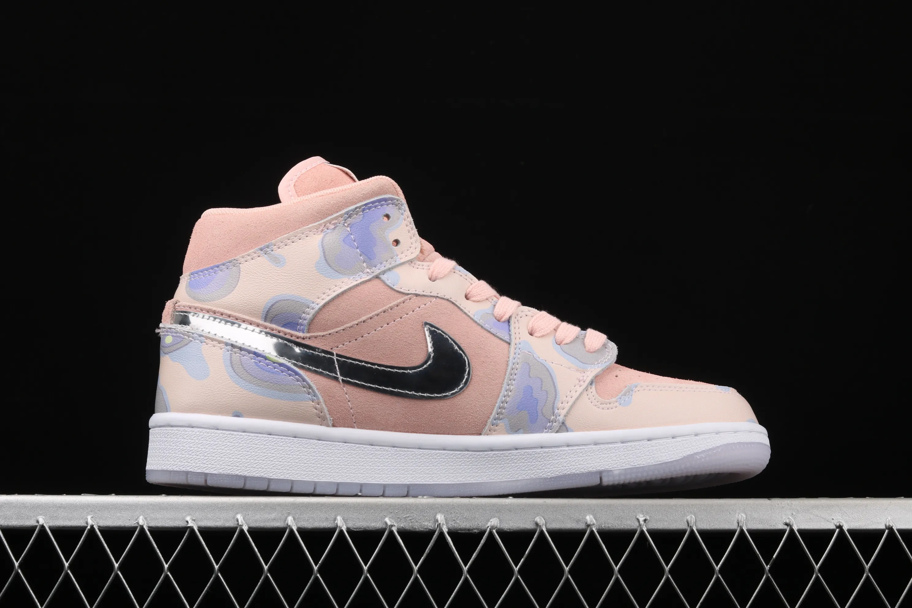 All categories Air Jordan Jordan series basketball shoes Air Jordan 1 Mid Air Jordan 1 Mid AJ1 Joe 1 China silver powder CW6008-600